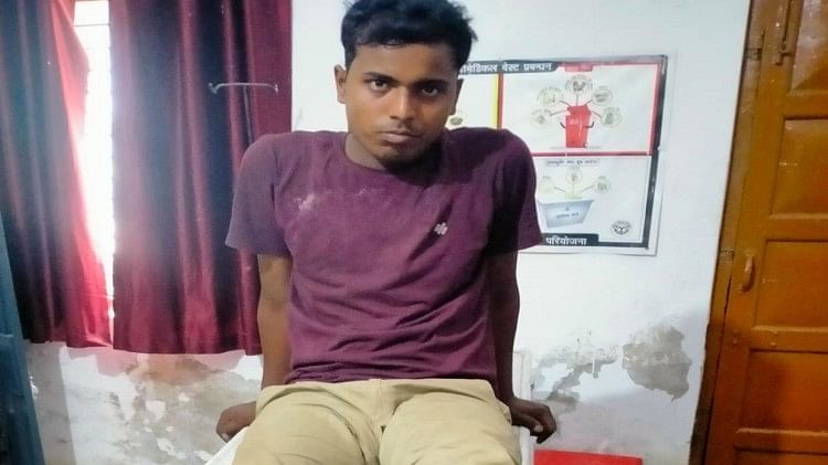 Rencontre à Azamgarh : un voleur de vol et un gang de voleurs de véhicules arrêtés, hospitalisés après avoir reçu une balle dans la jambe