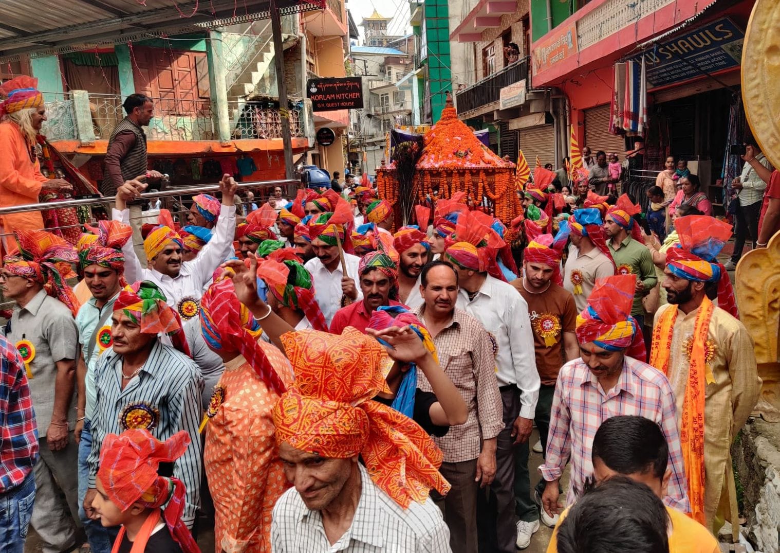 बैसाखी मेला रिवालसर के शुभारंभ पर निकाली गइ्र जलेब संवाद बैसाखी मेला रिवालसर के शुभारंभ पर निकाली गइ्र जलेब संवाद