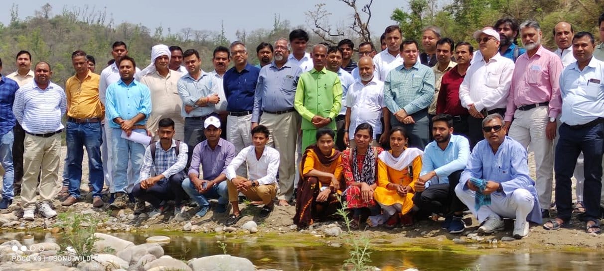 शिवालिक की मोहंड रेंज में सोलानी नदी के उद्गम स्थल पर पहुंचे विभिन्न संस्थाओं से जुड़े पदाधिकार? शिवालिक की मोहंड रेंज में सोलानी नदी के उद्गम स्थल पर पहुंचे विभिन्न संस्थाओं से जुड़े पदाधिकार?