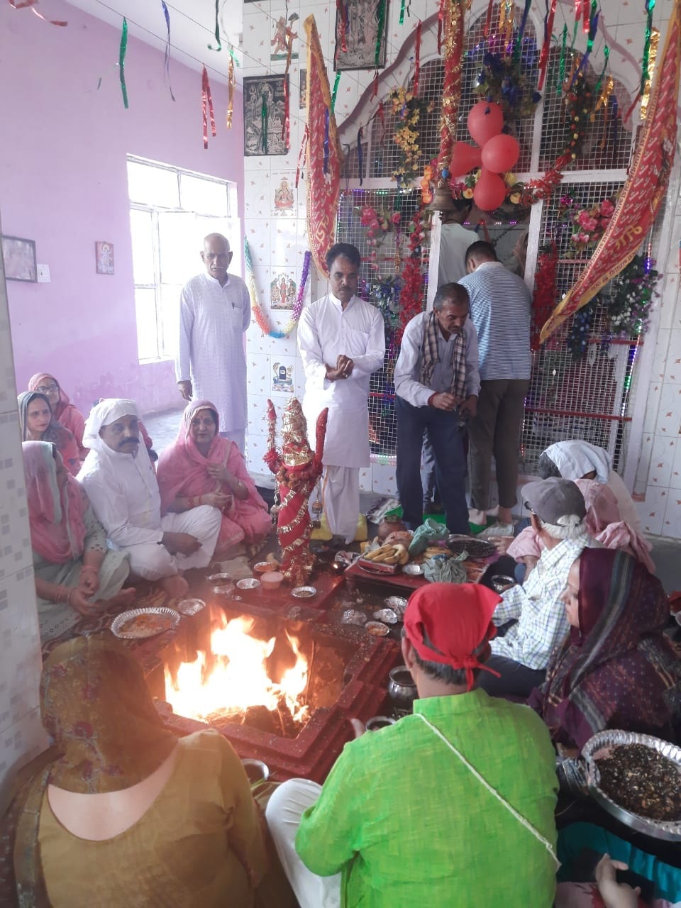 अंताल बिरादरी की मेल में पूजा अचर्ना व भंडारे के दृश्य:- संवाद अंताल बिरादरी की मेल में पूजा अचर्ना व भंडारे के दृश्य:- संवाद