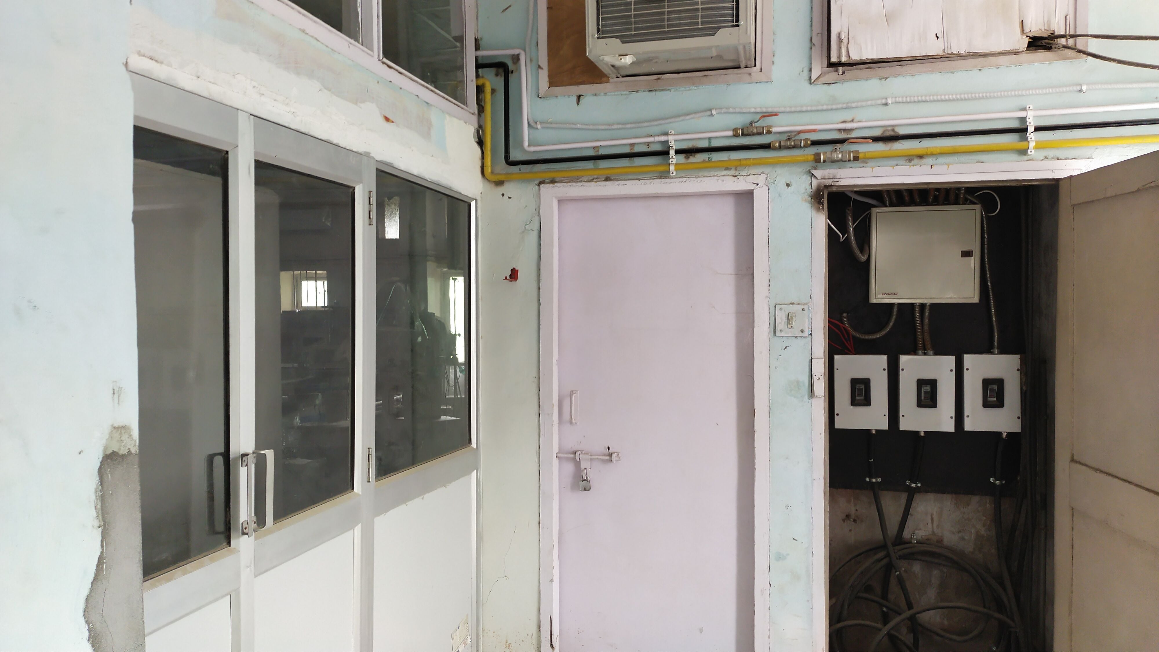 फतेहाबाद के नागरिक अस्पताल में बंद आईसीयू। फतेहाबाद के नागरिक अस्पताल में बंद आईसीयू।