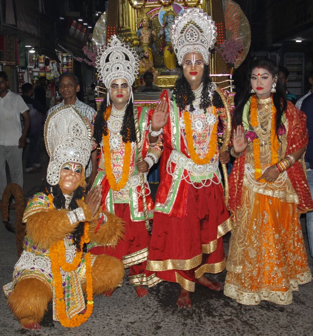 शोभा यात्रा मे राम दरबार।संवाद शोभा यात्रा मे राम दरबार।संवाद