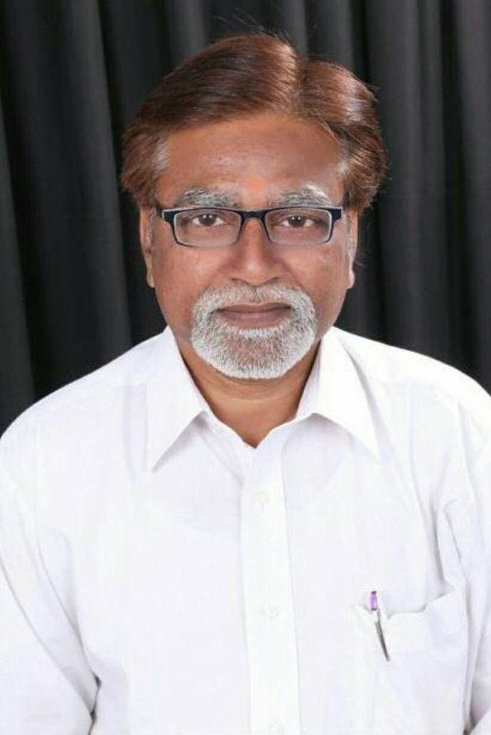 उमेश श्रीवास्तव । उमेश श्रीवास्तव ।