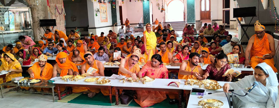 शनि अमावस्या के उपलक्ष मे बडागांव के त्रिलोक तीर्थ धाम जैन मन्दिर मे आयोजित धार्मिक अनुष्ठान मे ? शनि अमावस्या के उपलक्ष मे बडागांव के त्रिलोक तीर्थ धाम जैन मन्दिर मे आयोजित धार्मिक अनुष्ठान मे ?