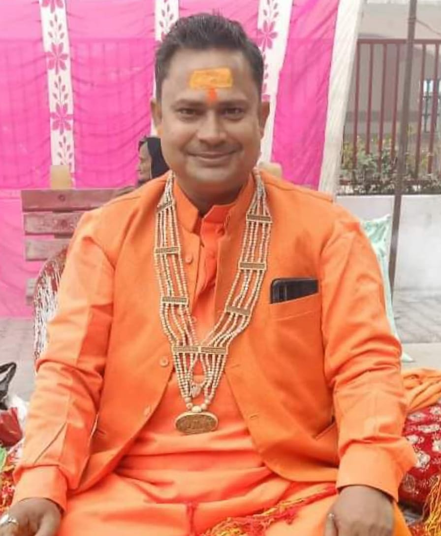 दीपक महराज। वैक्सिनेशन की खबर में प्रतिक्रिया