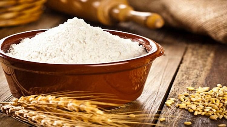 Wheat Flour Export: गेहूं के बाद अब आटा निर्यात पर सरकार की सख्ती, लेनी होगी इनकी मंजूरी