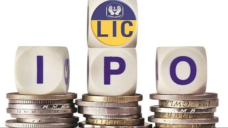 LIC IPO: सुप्रीम कोर्ट ने एलआईसी आईपीओ पर रोक लगाने से किया इनकार, पॉलिसीधारकों की याचिका पर कही ये बड़ी बात