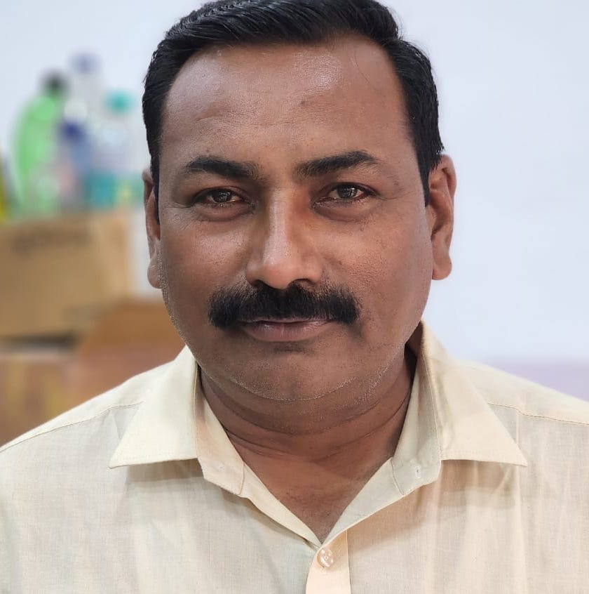 शामली स्वास्थ्य अभियान से संबंधित फोटो गांव  सिक्का  के प्रधान सियाराम शर्मा