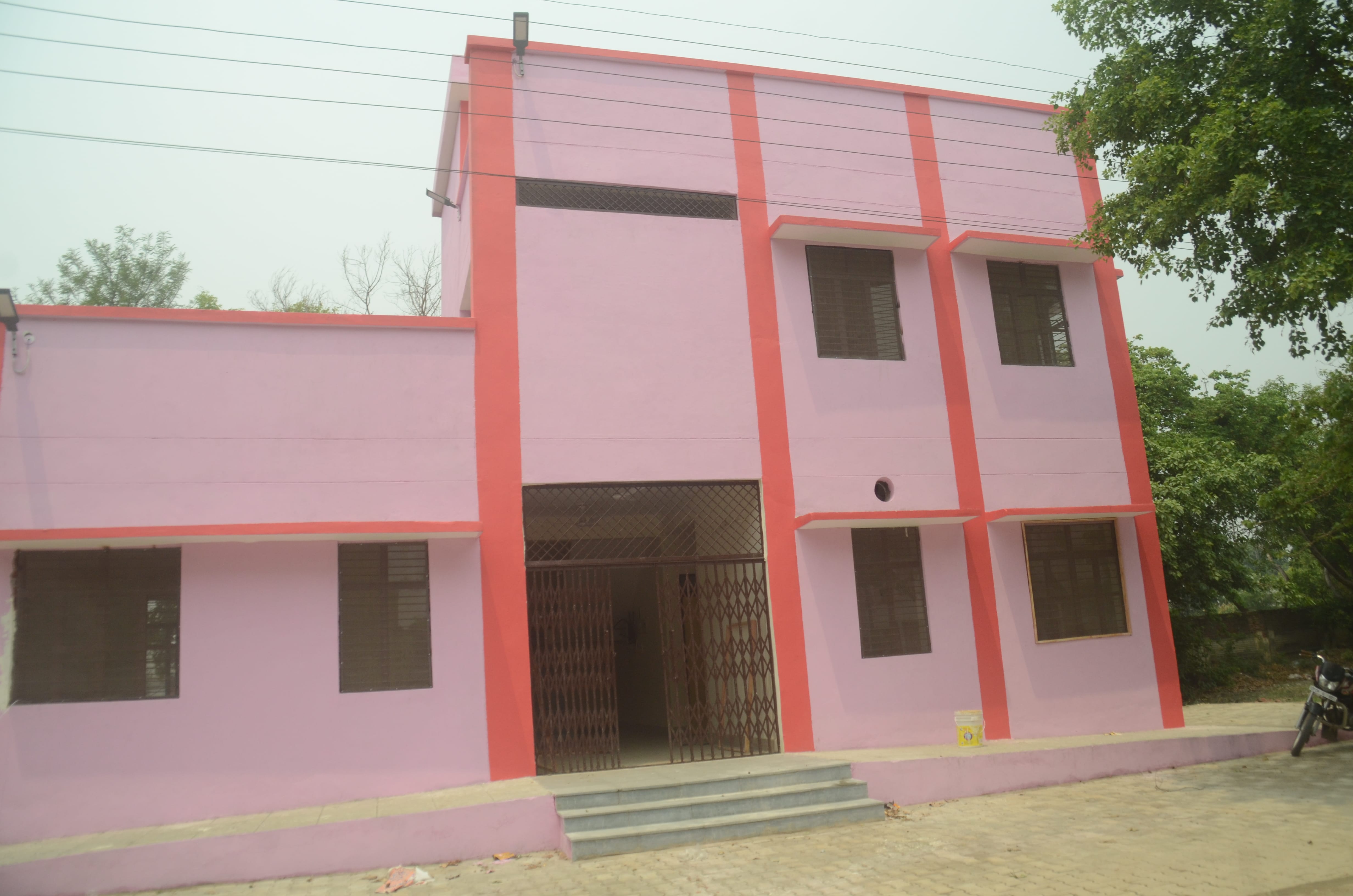 निर्माणाधीन बर्न यूनिट कक्ष निर्माणाधीन बर्न यूनिट कक्ष
