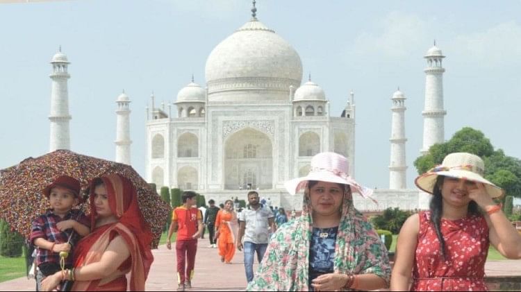 Taj Mahal: Permainan black marketing tiket terus berlanjut, hati-hati