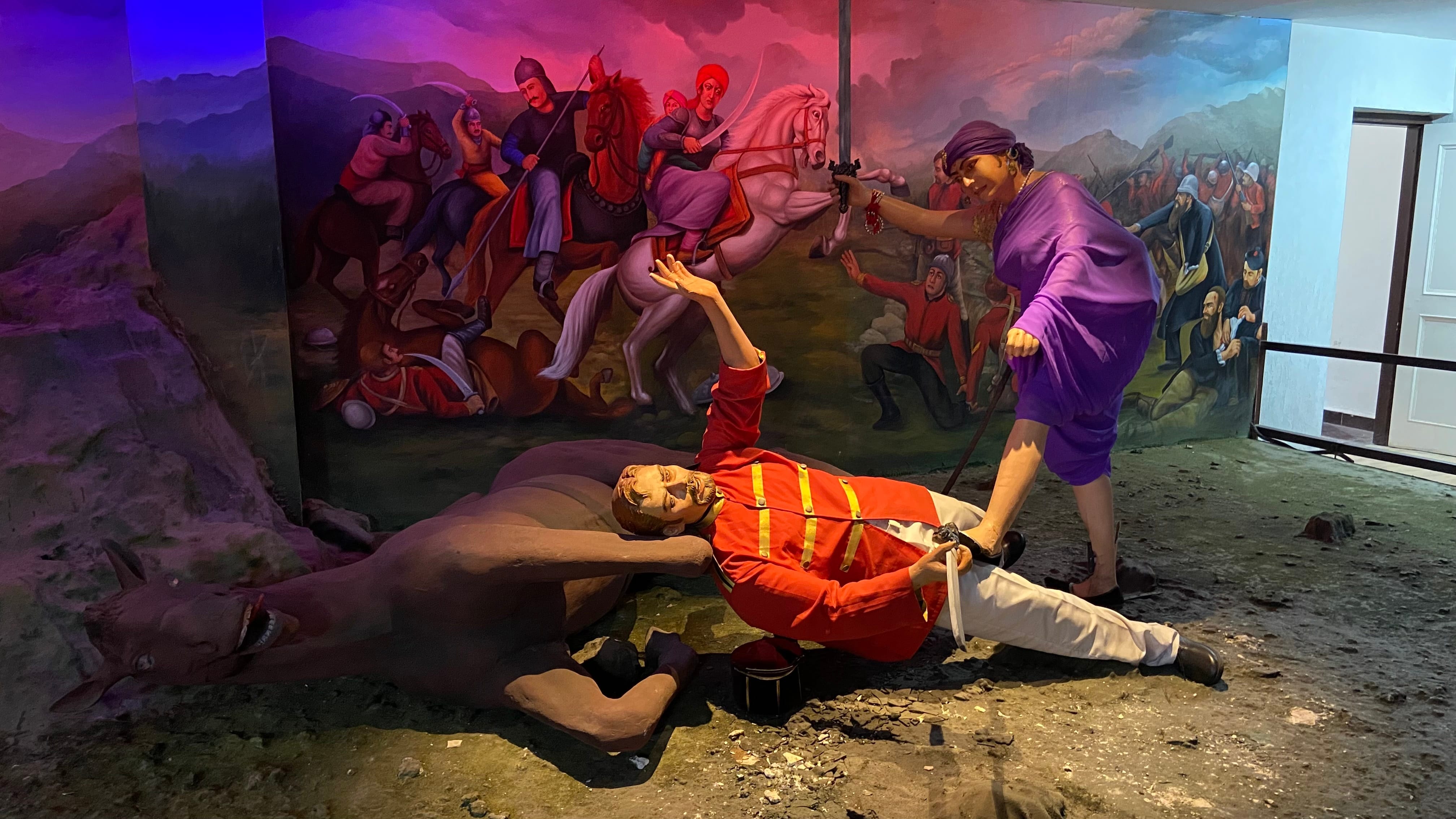  1857 की क्रांति को समर्पित संग्रहालय में दिखाया गया अंग्रेजों के साथ लड़ती रानी लक्ष्मी बाई का का द?