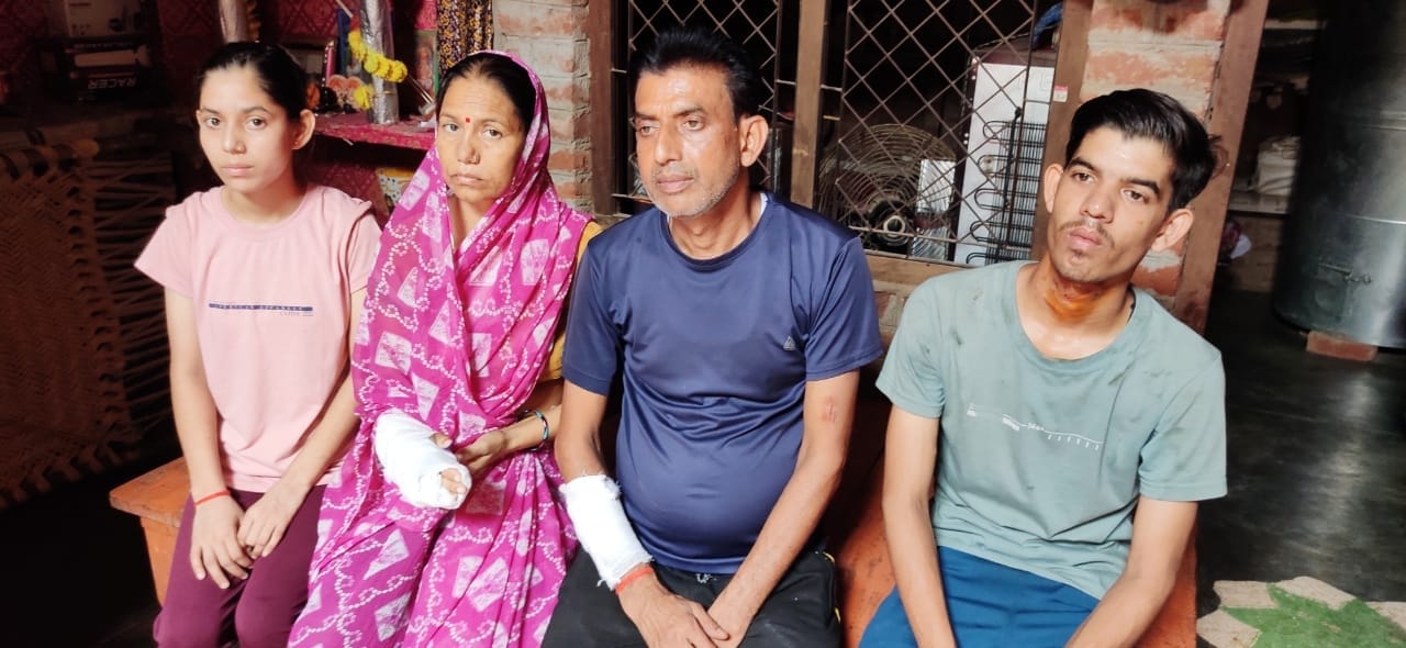 घायल परिजन। संवाद घायल परिजन। संवाद