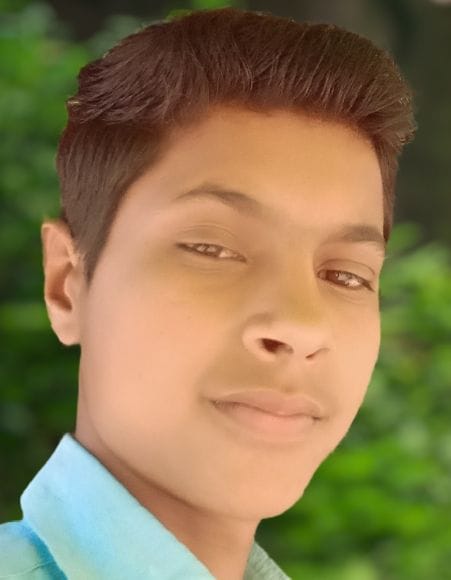 देवेश का फाइल फोटो देवेश का फाइल फोटो