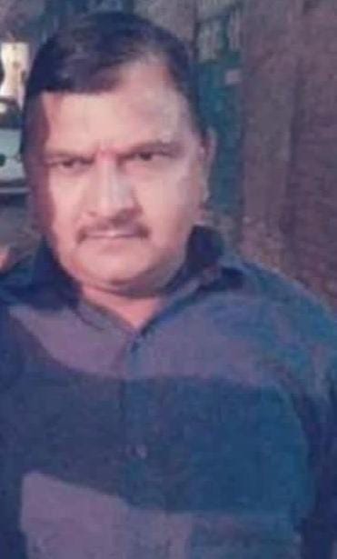 50.09 lakh looted by killing the driver of the businessman