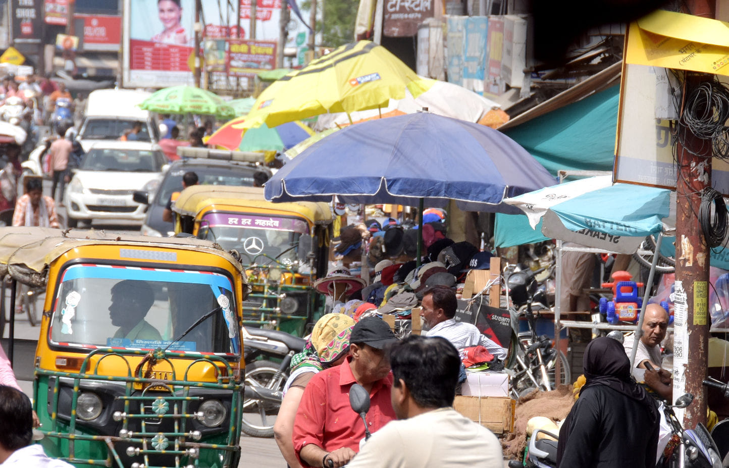 नेहरू मार्केट में अतिक्रमण हटाने के बाद प्रताव मार्केट में फिर लगा हुआ अतिक्रमण नेहरू मार्केट में अतिक्रमण हटाने के बाद प्रताव मार्केट में फिर लगा हुआ अतिक्रमण