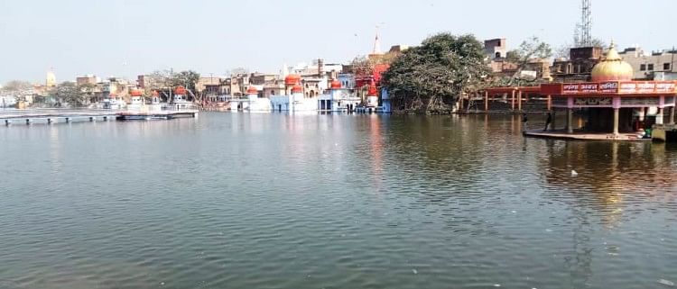 Pasokan Air Tawar Har Ki Podi – Air Gangga mencapai Har Ki Pauri dari Kanal Gorha