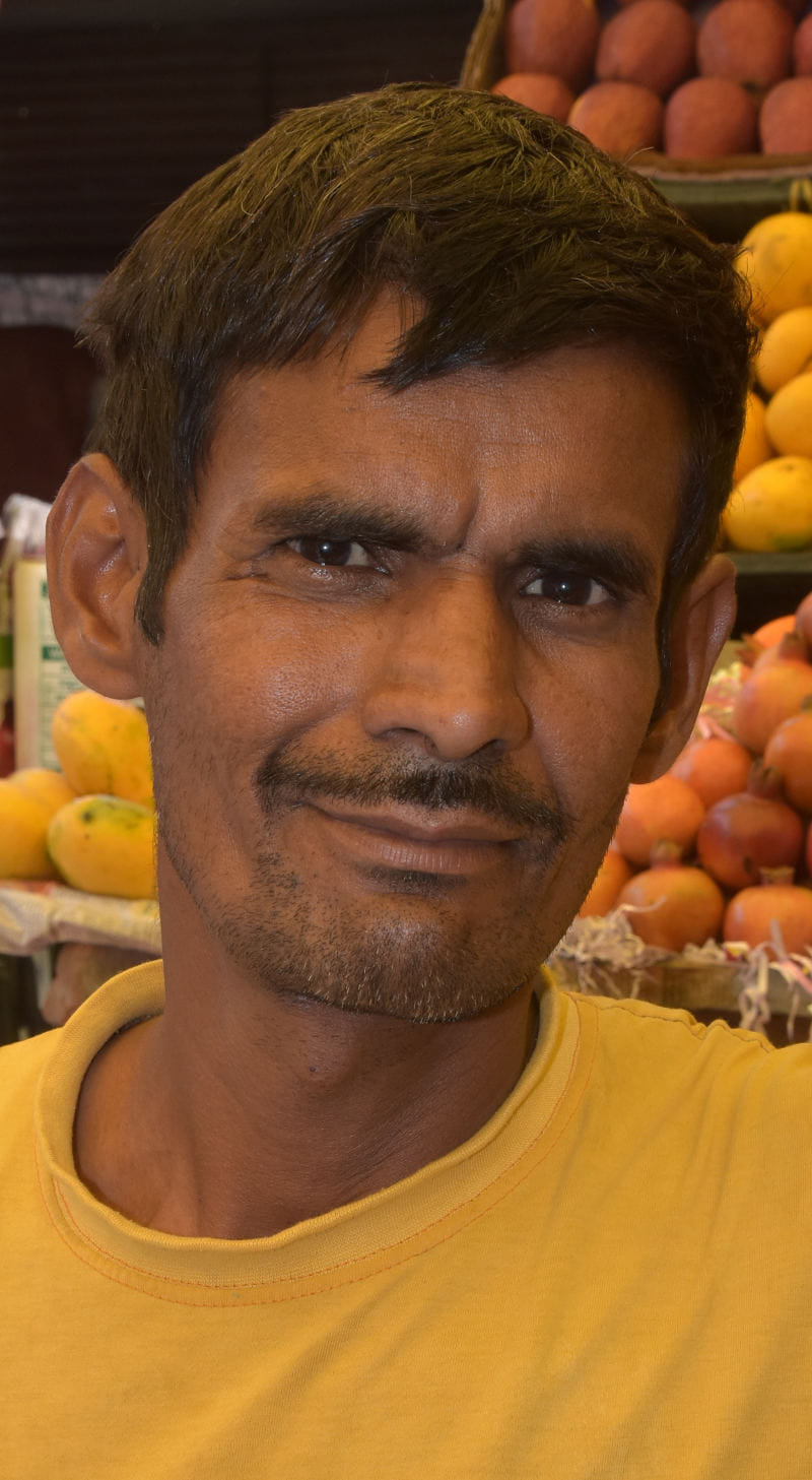 यात्री दिनेश