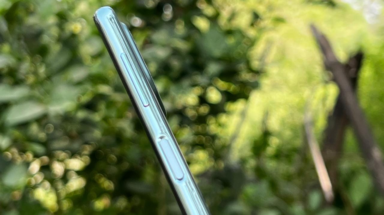 Samsung Galaxy M53 5G Review: फीचर्स तो अच्छे हैं लेकिन क्या खरीदने लायक है?