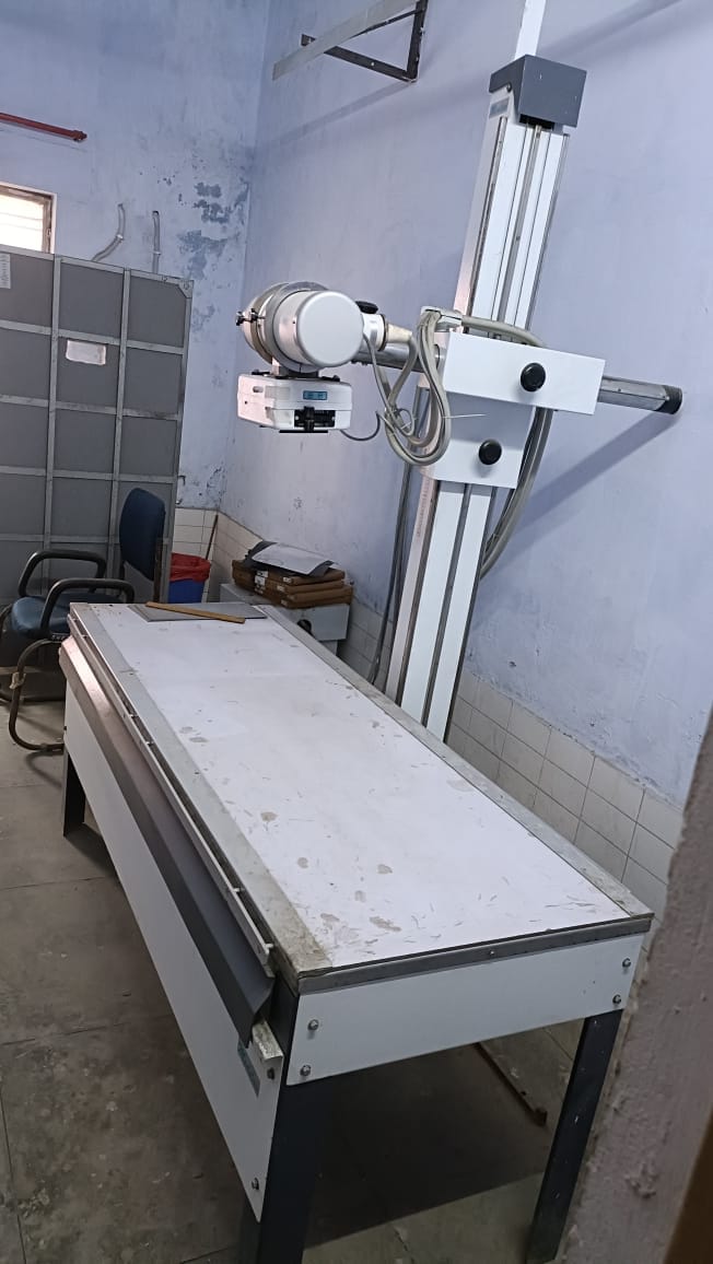 फिलसंडा में खाली पड़ा एक्सरे कक्ष। संवाद फिलसंडा में खाली पड़ा एक्सरे कक्ष। संवाद