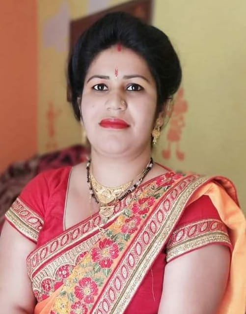 गृहणी रचना। गृहणी रचना।