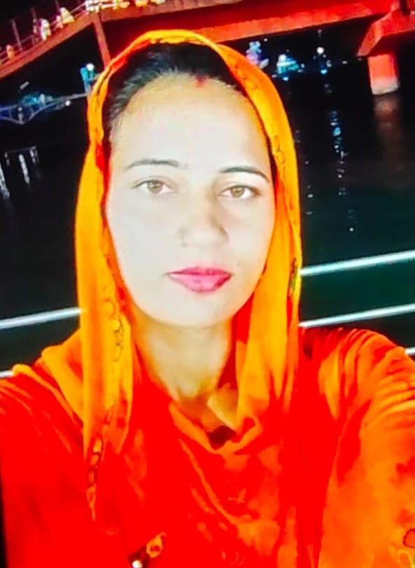 बागपत ::::::::::: बड़ौत क्षेत्र में हुए सड़क हादसे में मारी गई मृतक भारती का फाइल फोटो। बागपत ::::::::::: बड़ौत क्षेत्र में हुए सड़क हादसे में मारी गई मृतक भारती का फाइल फोटो।