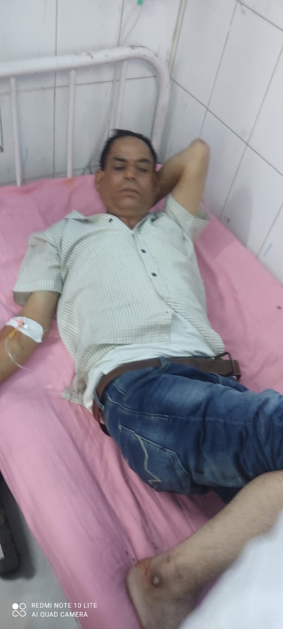 रामबन- चिनैनी नाशरी टनल में दुर्घटना का शिकार हुई कार व अस्पताल में उपचाराधीन घायल