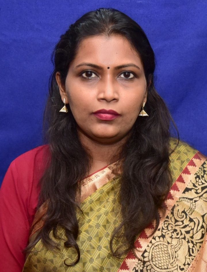 सेल्वा कुमारी जे।जिलाधिकारी