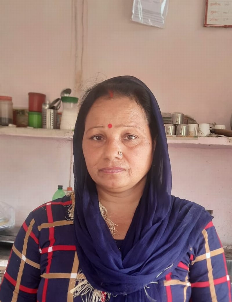 सुदेश देवी, एमडीएम कर्मी। संवाद