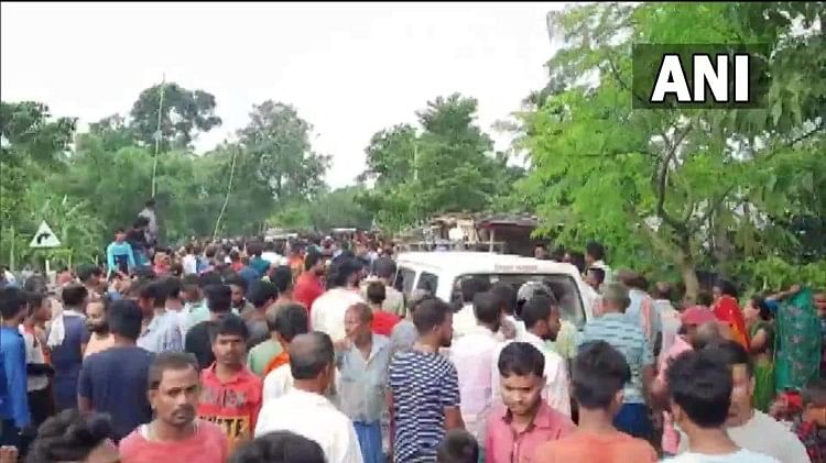 Bihar Accident: बिहार के पूर्णिया में तालाब में गिरी स्कॉर्पियो, आठ की दर्दनाक मौत, तिलक समारोह से लौट रहे थे सभी