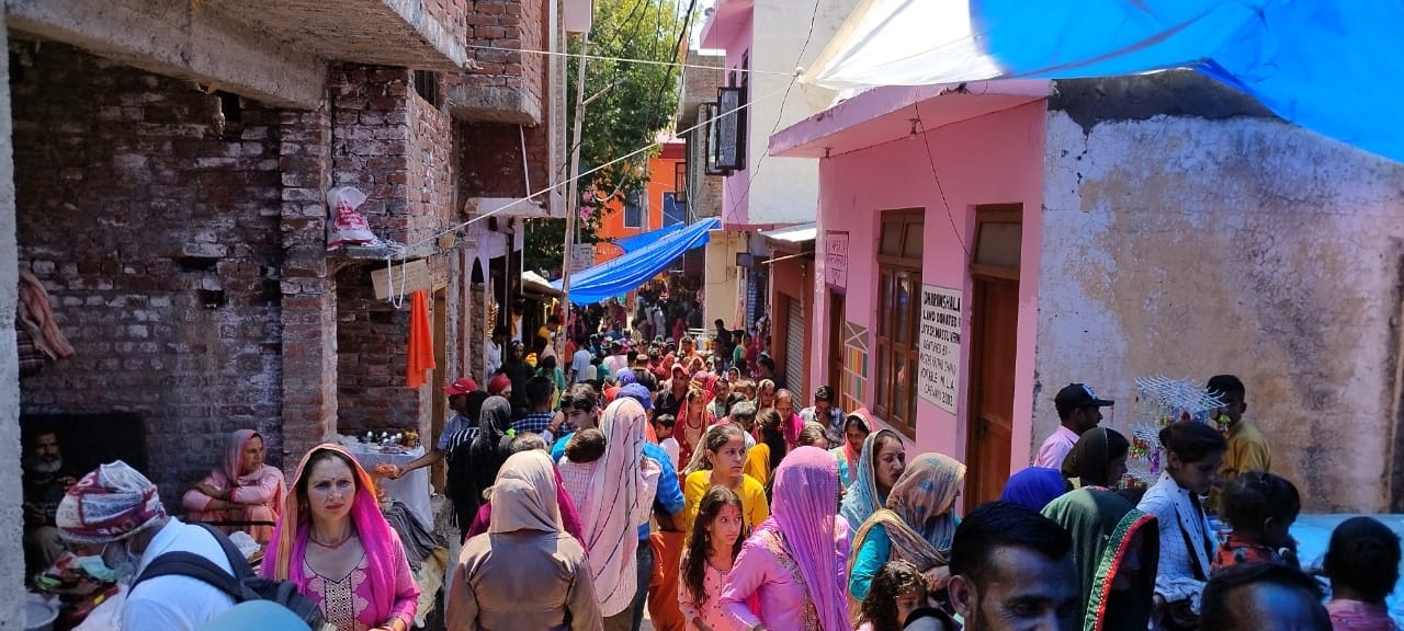 सुद्धमहादेव में गली भी यात्रियों से हुई लुप्त :- संवाद