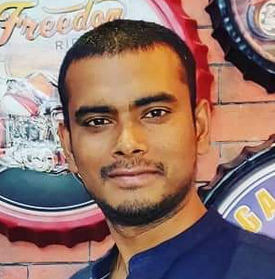 मनोज सरकार। मनोज सरकार।