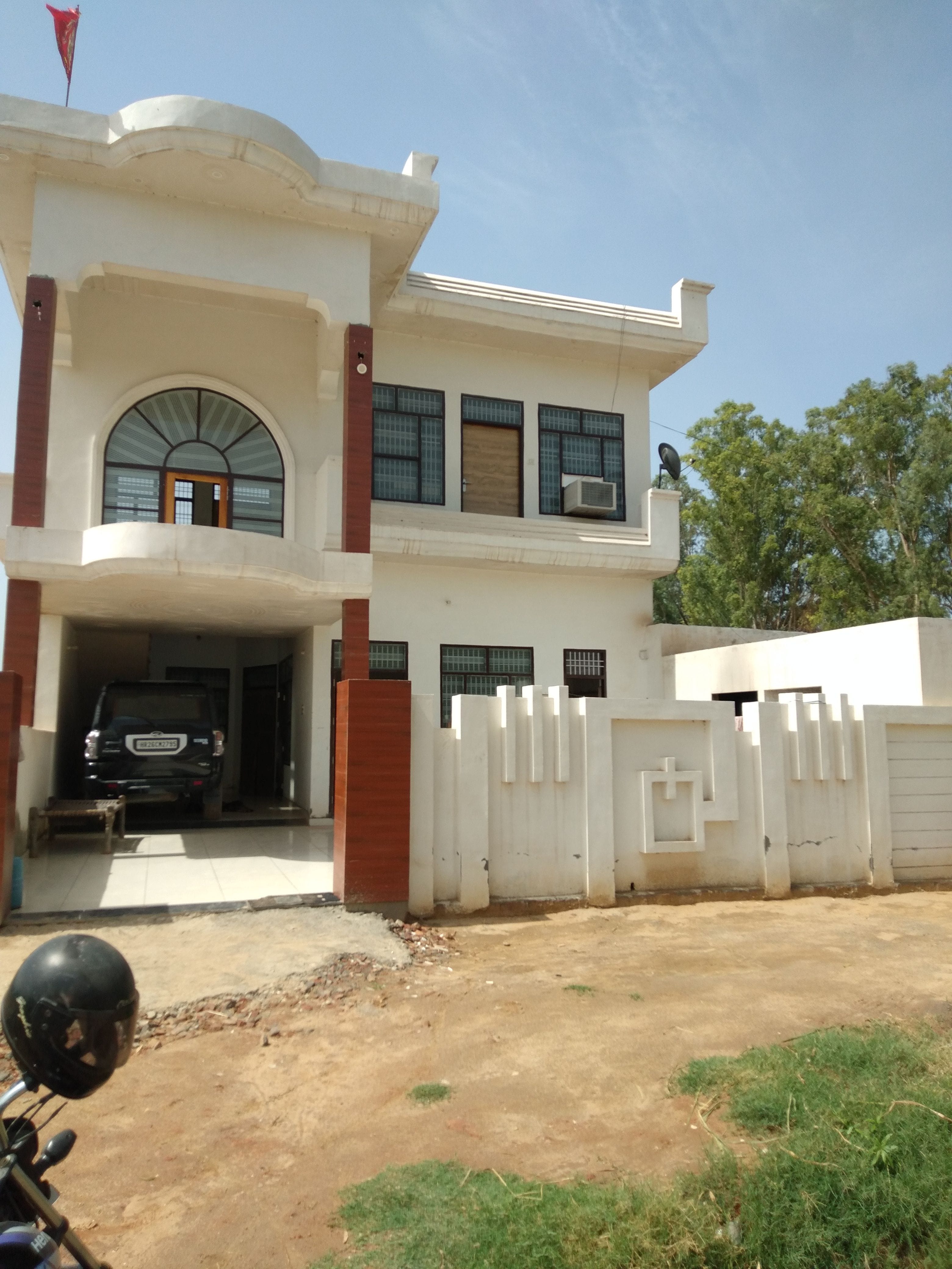 हिसार। किरमारा गांव की ढाणी में बना रमेश का घर जहां से दिल्ली पुलिस की स्पेशल टीम दोनों भाईयों को ?
