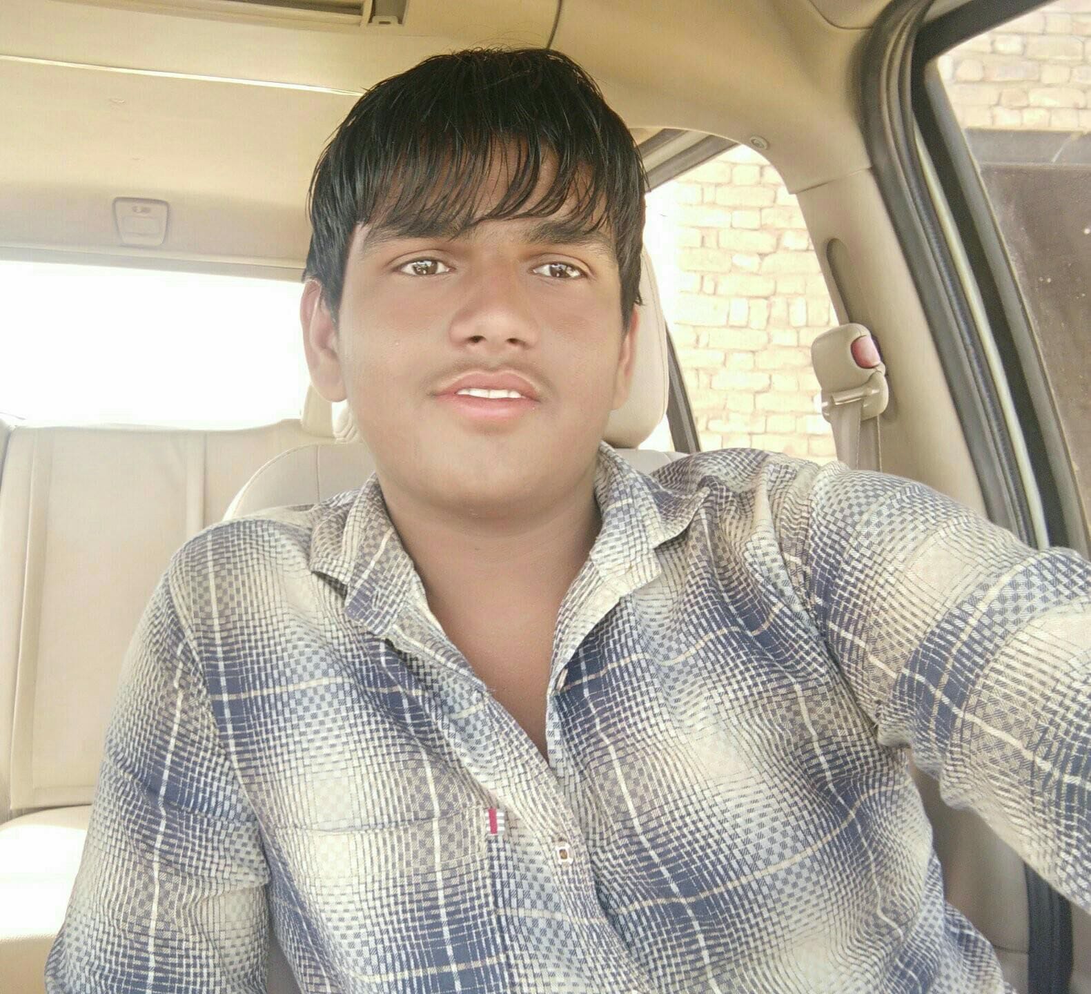हिसार। मनीष।