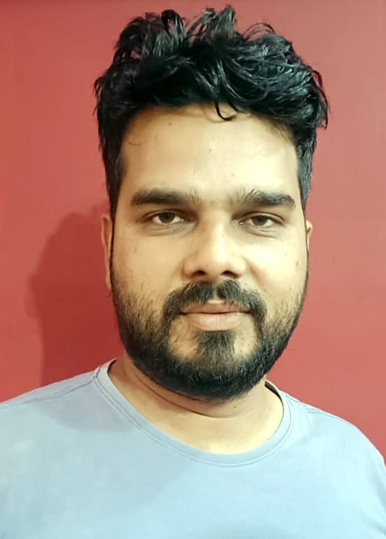 सुमित त्यागी। सुमित त्यागी।