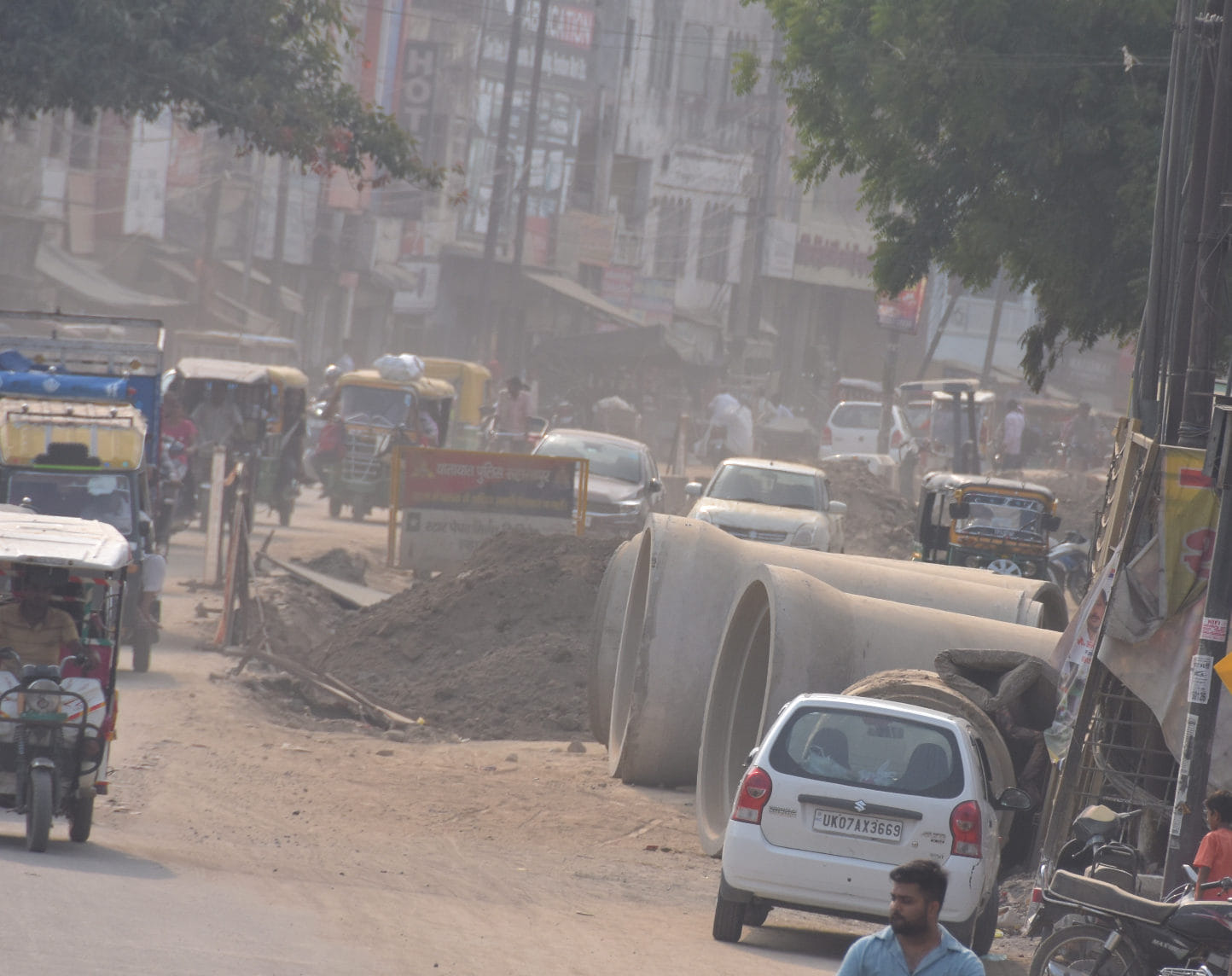 सहारनपुर का देहरादून रोड से घंटाघर बंद पड़ा कावड़ मार्ग सहारनपुर का देहरादून रोड से घंटाघर बंद पड़ा कावड़ मार्ग