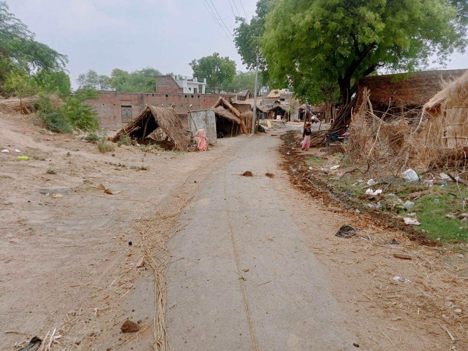 यमुना नदी में बाढ़ आने से डूब जाता है यह क्षेत्र। संवाद यमुना नदी में बाढ़ आने से डूब जाता है यह क्षेत्र। संवाद
