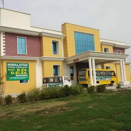 लोयन मलकपुर स्थित हिमालयन ग्रुप आफ़ इंस्टिट्यूट