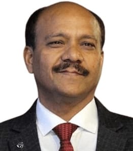 बिजनौर डीएम उमेश मिश्रा।