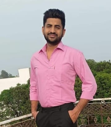 बिजनौर : सिविल जज जूनियर डिविजन न्यायालय में तैनात स्टेनोग्राफर अंकुर कुमार। बिजनौर : सिविल जज जूनियर डिविजन न्यायालय में तैनात स्टेनोग्राफर अंकुर कुमार।