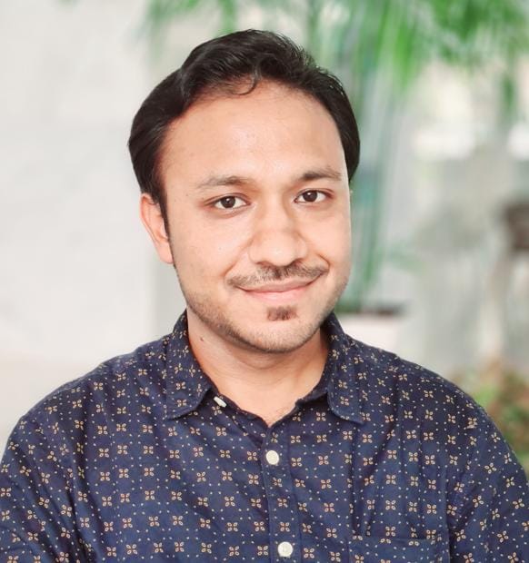 विकास गर्ग। संवाद विकास गर्ग। संवाद