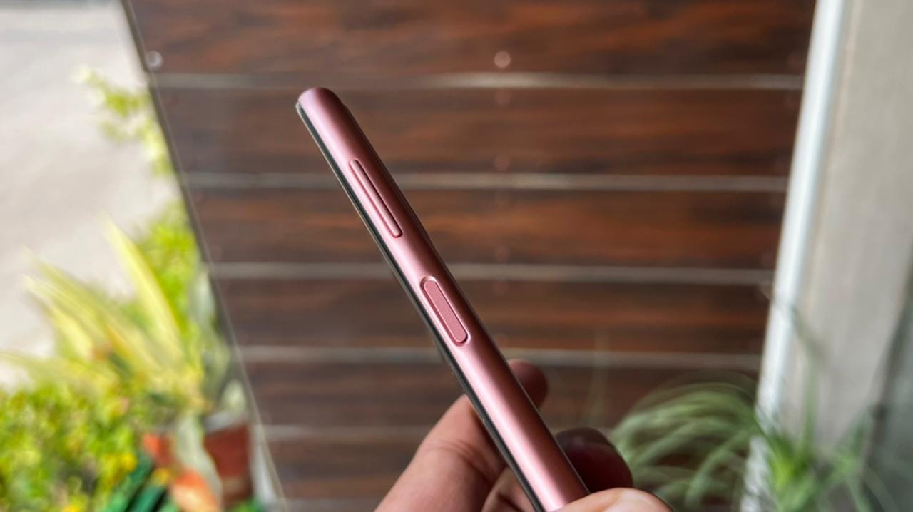 Samsung Galaxy F13 Review: क्या 11,999 रुपये में यह वाकई एक जबरदस्त फोन है?