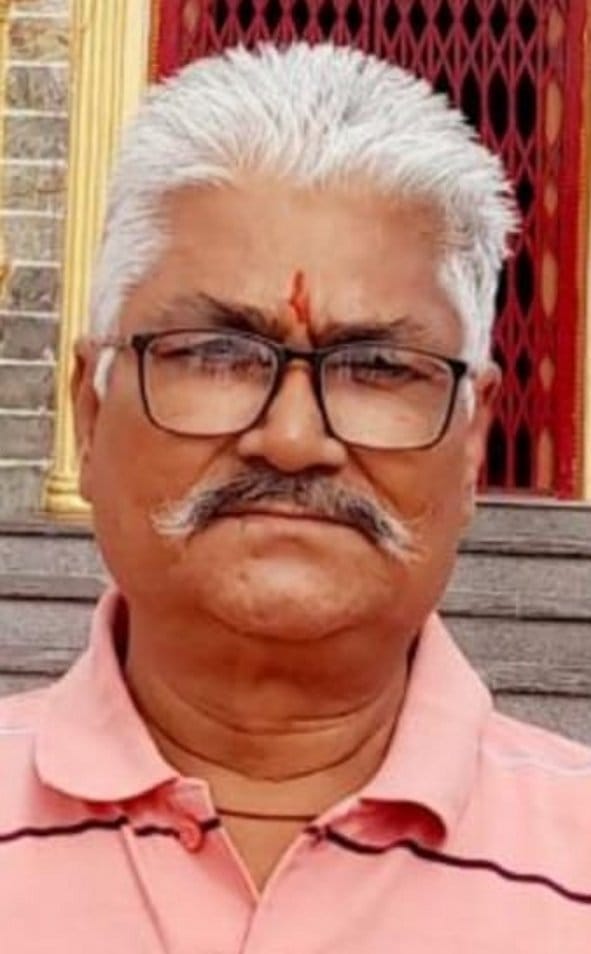 रटौल आदर्श रामलीला कमेटी के सदस्य ब्रजलाल गांधी रटौल आदर्श रामलीला कमेटी के सदस्य ब्रजलाल गांधी