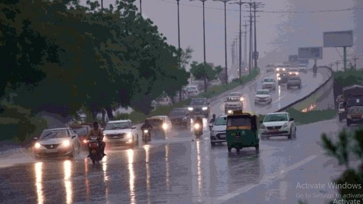 Delhi Weather: उमस भरी गर्मी से लोगों को मिली राहत, शाम को पड़ी राहत की बूदें; कई जगह लगा जाम