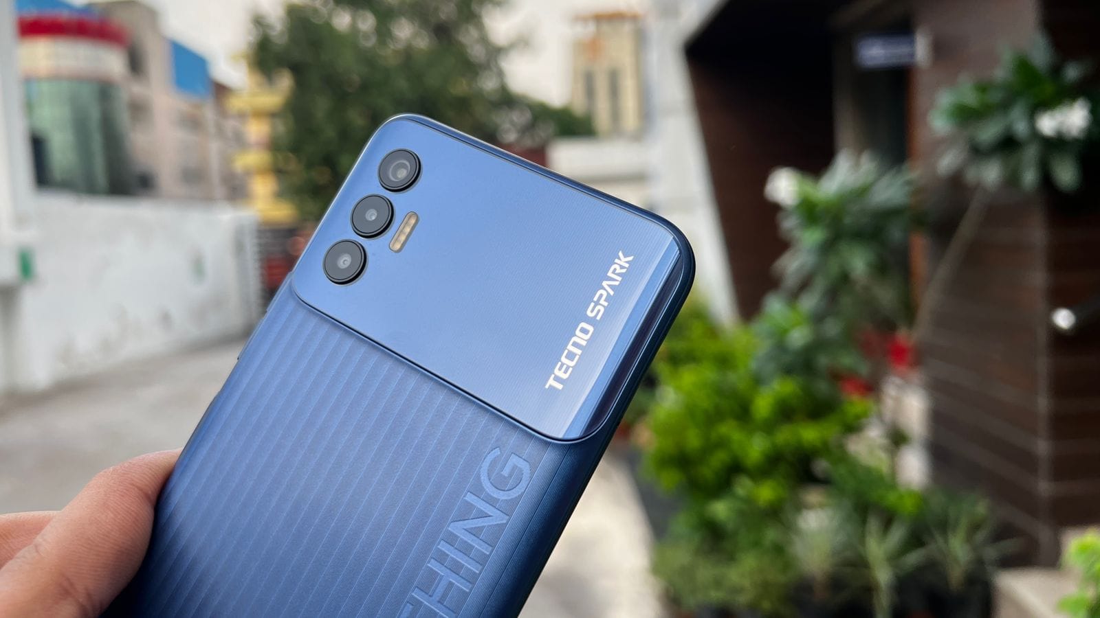 Tecno Spark 8P Review: कैसा है 11 हजार रु. से कम में 7GB रैम और 50MP कैमरे वाला फोन?