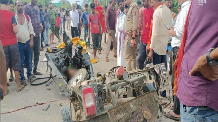 क्षतिग्रस्त ऑटो