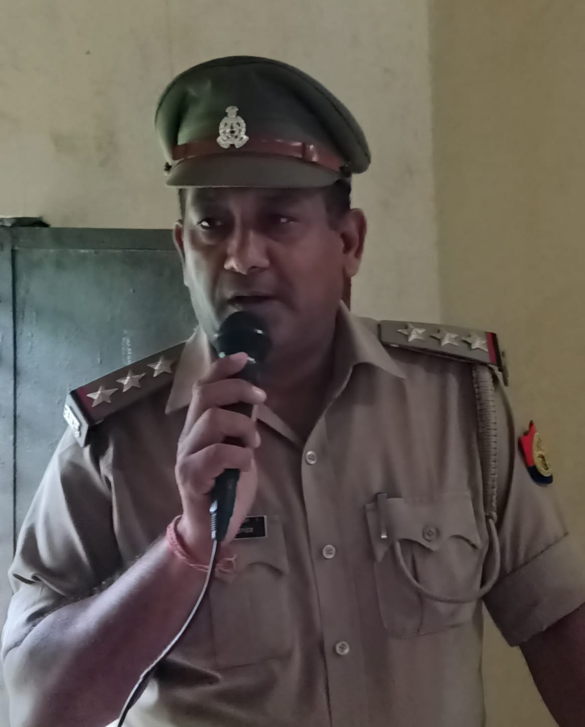 प्रभारी निरीक्षक बेहट बृजेश पांडे प्रभारी निरीक्षक बेहट बृजेश पांडे