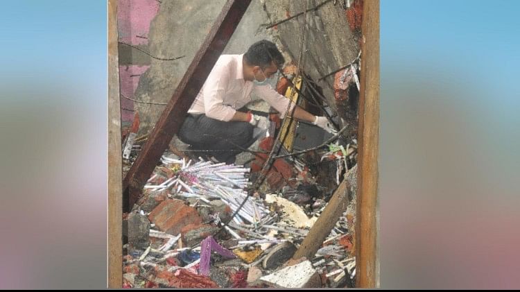 पीलीभीत विस्फोट: पापा कहां हैं...एक बार उनका चेहरा तो दिखा दो, और अंतिम इच्छा के साथ मौत की नींद सो गई नगमा firecracker blast in pilibhit