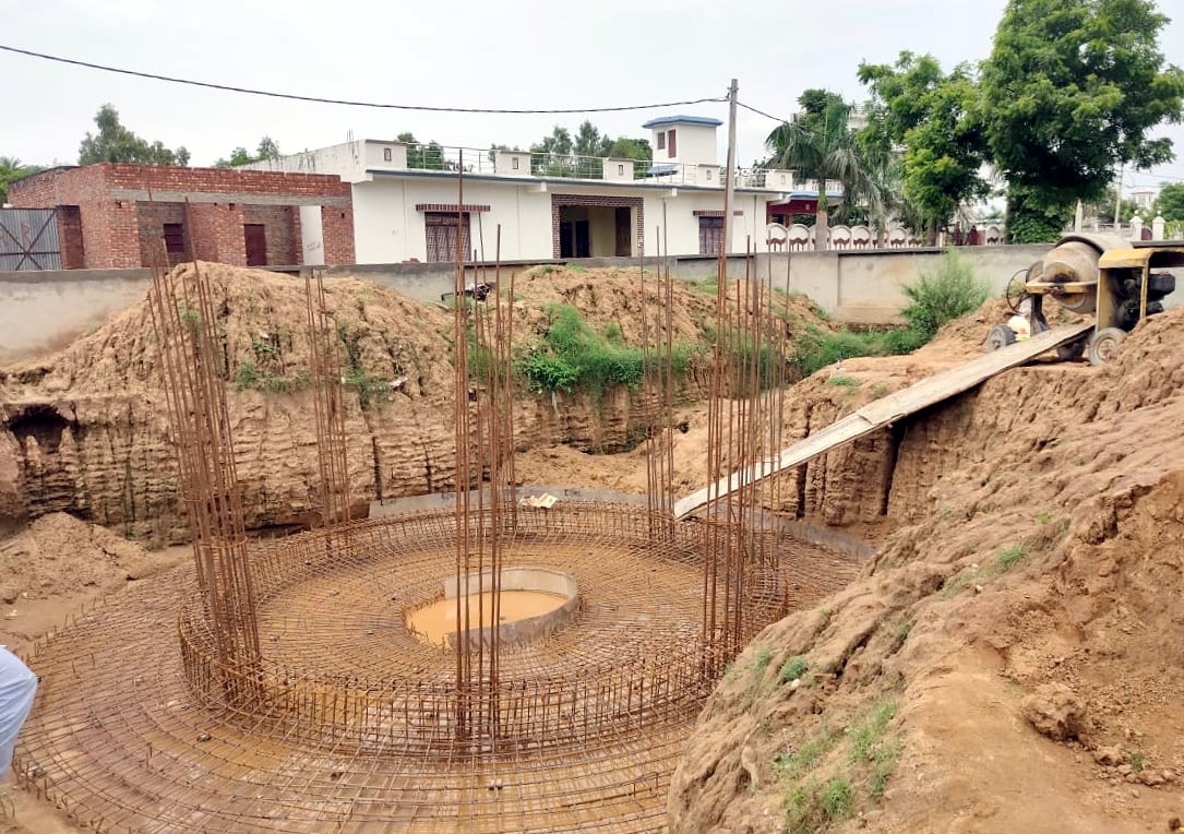बिजनौर क्षेत्र के ग्राम बुडगरी में पाइप लाइन पेयजल परियोजना का निर्माण कार्य। बिजनौर क्षेत्र के ग्राम बुडगरी में पाइप लाइन पेयजल परियोजना का निर्माण कार्य।