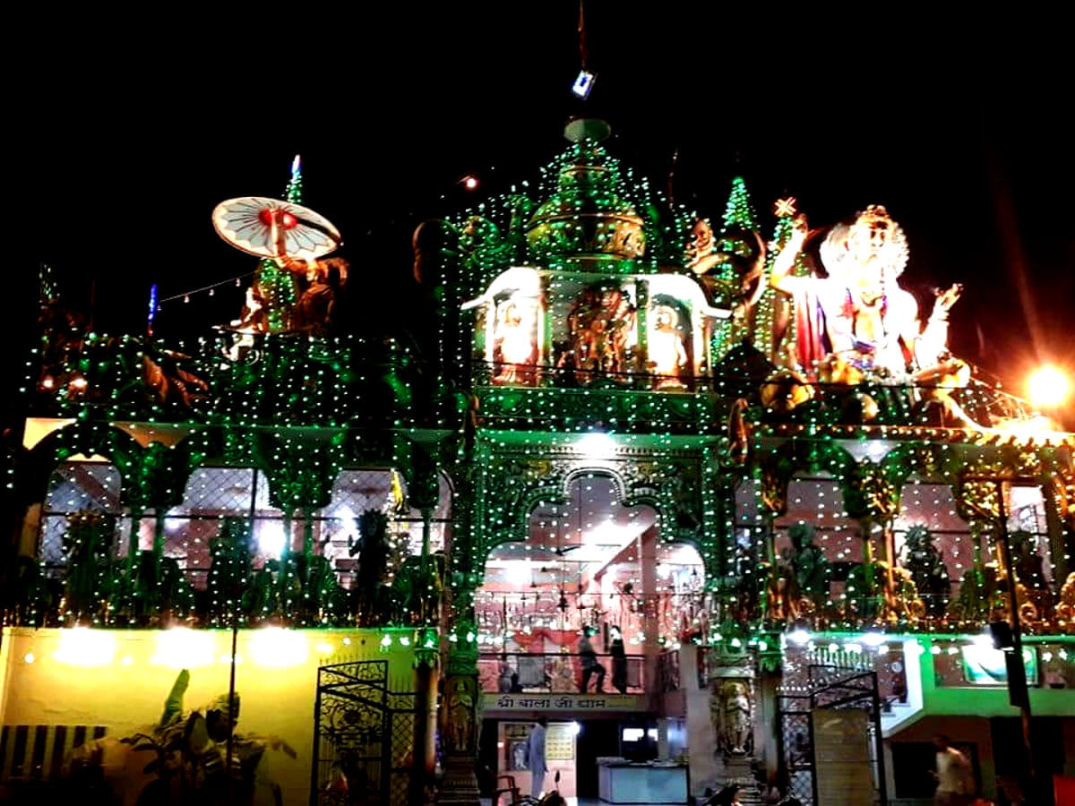 न्माष्टमी पर सजा बालाजी धाम न्माष्टमी पर सजा बालाजी धाम