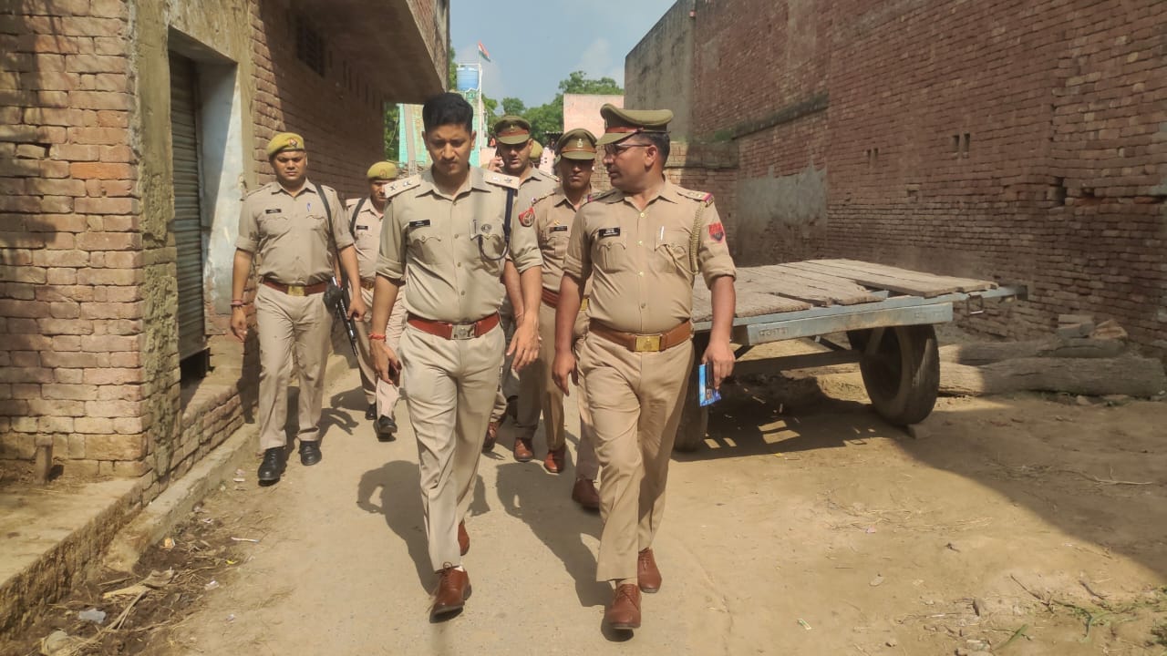 शामली जिले में प्रेमी युगल ने जहर खाकर जान दी:::ताना गांव में प्रेमी युगल की खुदकुशी की सूचना पाकर ? शामली जिले में प्रेमी युगल ने जहर खाकर जान दी:::ताना गांव में प्रेमी युगल की खुदकुशी की सूचना पाकर ?